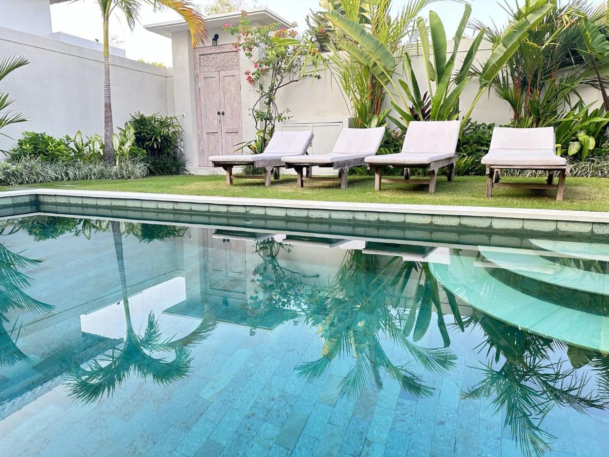 Villa White Karma Seminyak Dış mekan fotoğraf